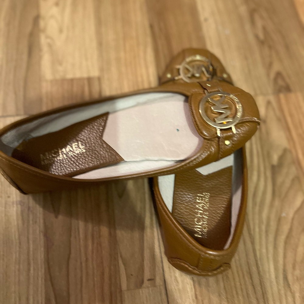 MICHAEL KORS flats